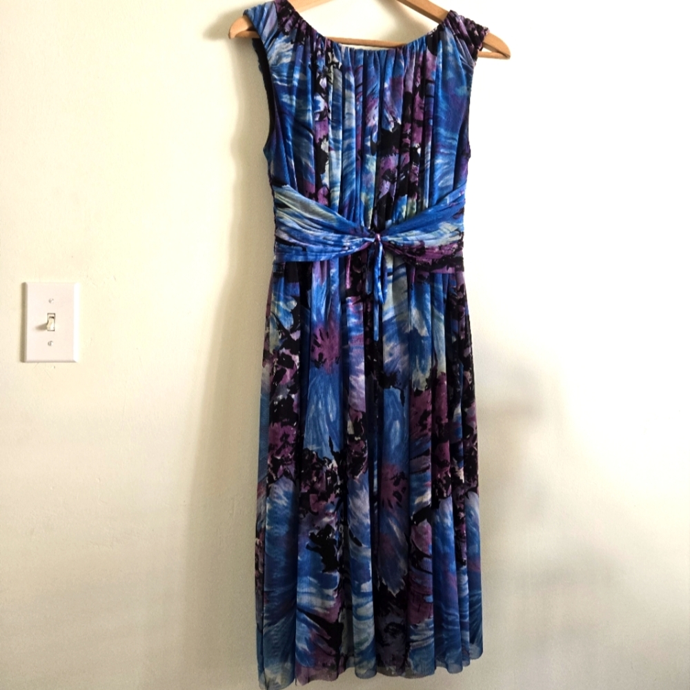 Calvin Klein Cinched Purple, Blue, White Floral Sleeveless Dress Size S